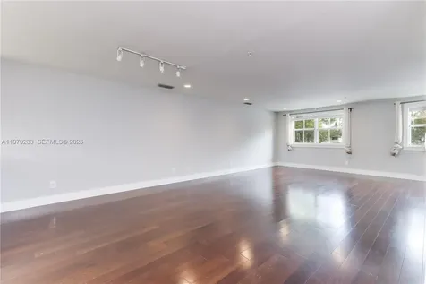 623 NE 8th Avenue Fort Lauderdale FL 33304