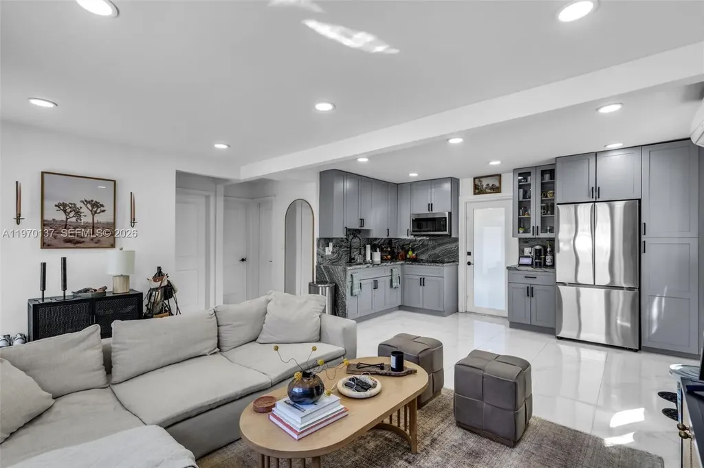 2020 NW 83rd Terrace Miami FL 33147