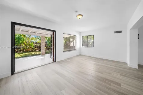 7525 Adventure Avenue North Bay Village FL 33141
