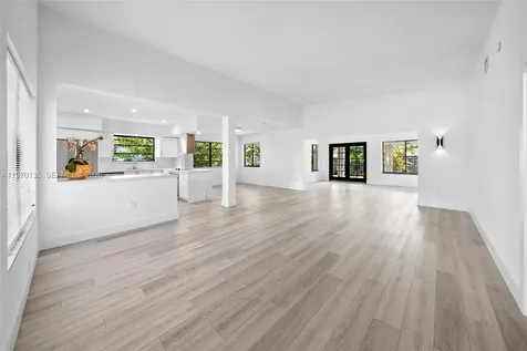 7525 Adventure Avenue North Bay Village FL 33141