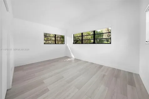 7525 Adventure Avenue North Bay Village FL 33141