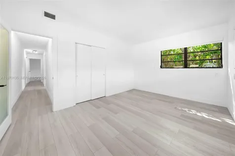 7525 Adventure Avenue North Bay Village FL 33141
