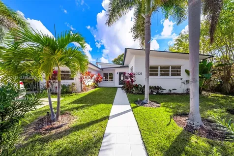 7525 Adventure Avenue North Bay Village FL 33141