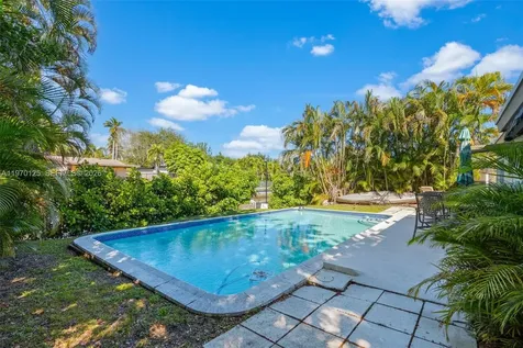 3035 Hayes Street Hollywood FL 33021