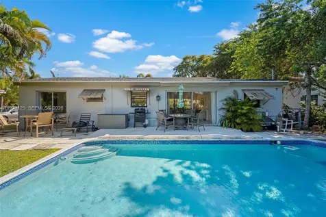 3035 Hayes Street Hollywood FL 33021
