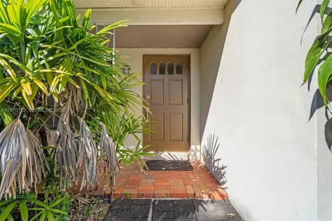 3035 Hayes Street Hollywood FL 33021
