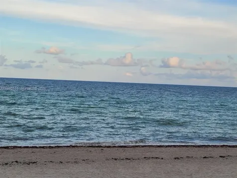 2501 S Ocean Drive Hollywood FL 33019