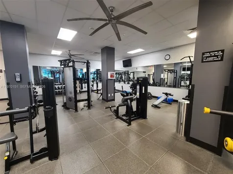 2501 S Ocean Drive Hollywood FL 33019