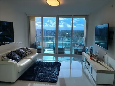 2501 S Ocean Drive Hollywood FL 33019
