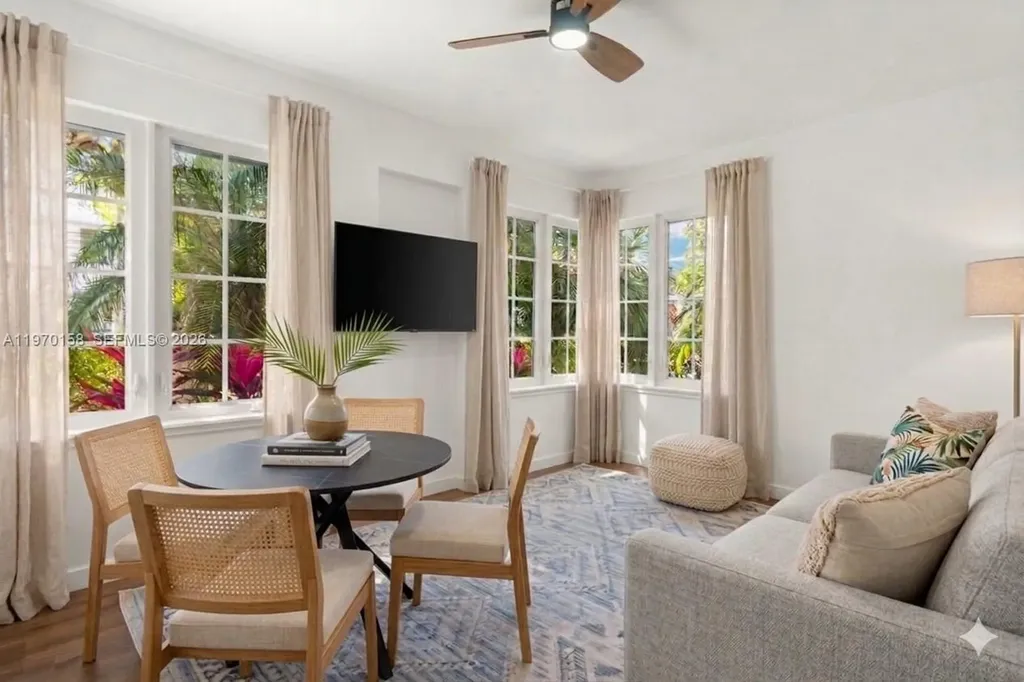 1009 Meridian Avenue Miami Beach FL 33139