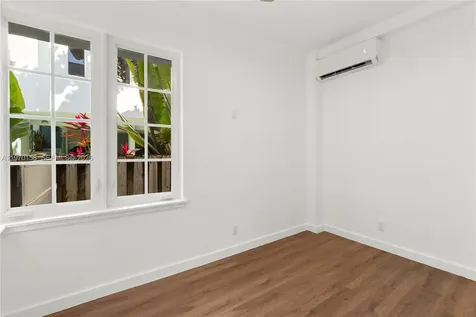 1009 Meridian Avenue Miami Beach FL 33139