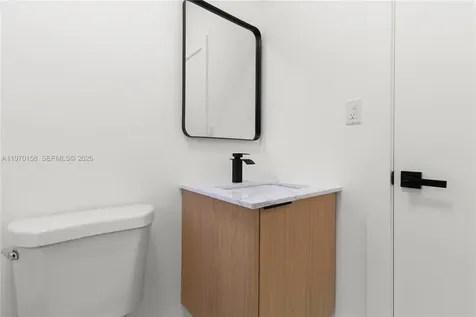 1009 Meridian Avenue Miami Beach FL 33139