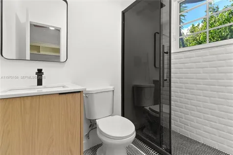 1009 Meridian Avenue Miami Beach FL 33139