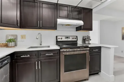 450 NW 20th Street Boca Raton FL 33431