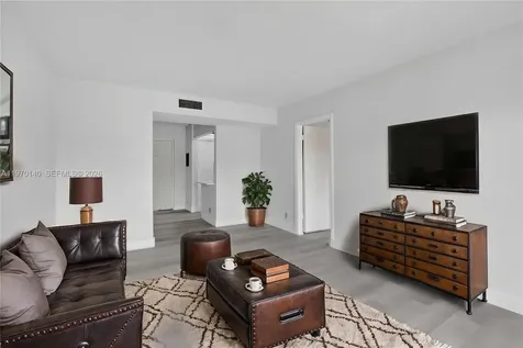 450 NW 20th Street Boca Raton FL 33431