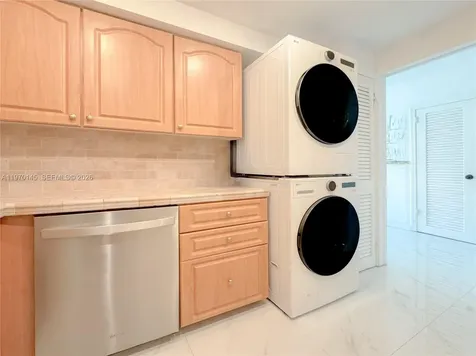 555 Crandon Boulevard Key Biscayne FL 33149
