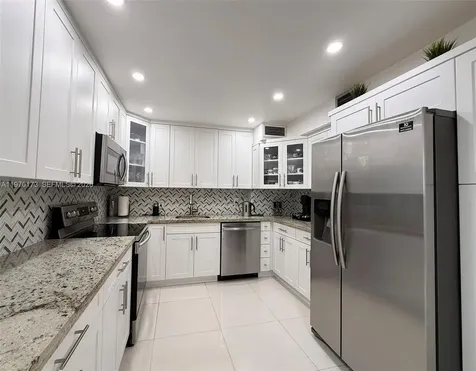 2851 NE 183rd Street Aventura FL 33160