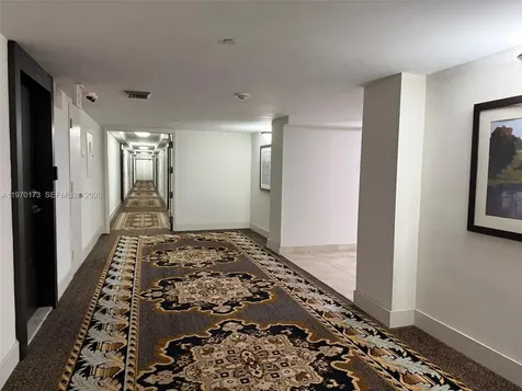 2851 NE 183rd Street Aventura FL 33160
