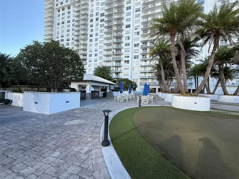 2851 NE 183rd Street Aventura FL 33160