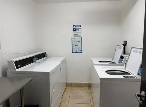 2851 NE 183rd Street Aventura FL 33160