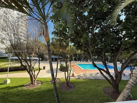 2851 NE 183rd Street Aventura FL 33160