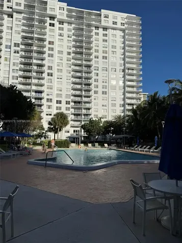 2851 NE 183rd Street Aventura FL 33160