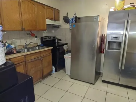 4001 NW 31st Avenue Lauderdale Lakes FL 33309