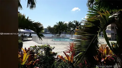 1540 NE 191st Street Miami FL 33179
