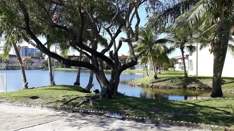 1540 NE 191st Street Miami FL 33179