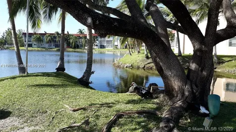 1540 NE 191st Street Miami FL 33179