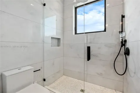536 W 51st Street Miami Beach FL 33140
