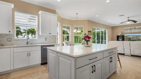 10120 N Lake Vista Court Parkland FL 33076