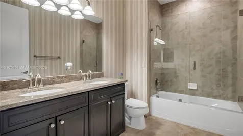 10120 N Lake Vista Court Parkland FL 33076