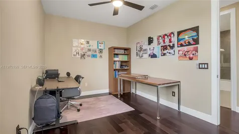 10120 N Lake Vista Court Parkland FL 33076