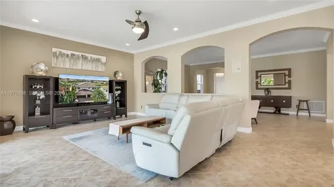 10120 N Lake Vista Court Parkland FL 33076