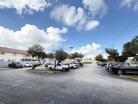 2100 W 76th Street Hialeah FL 33016