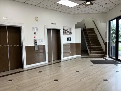 2100 W 76th Street Hialeah FL 33016