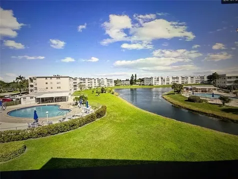 247 Coventry K West Palm Beach FL 33417