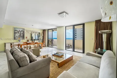 1623 Collins Avenue Miami Beach FL 33139
