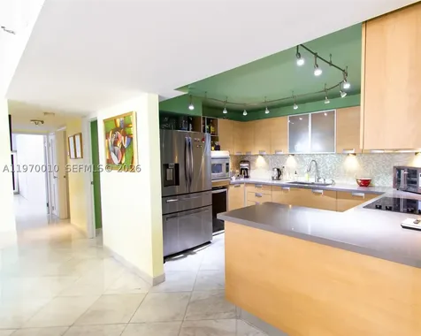 1623 Collins Avenue Miami Beach FL 33139