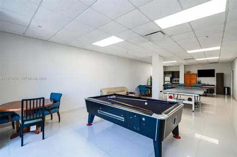 1623 Collins Avenue Miami Beach FL 33139