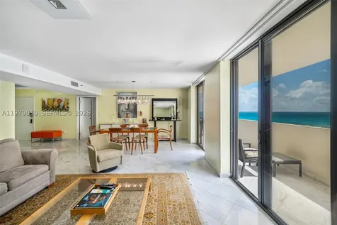 1623 Collins Avenue Miami Beach FL 33139
