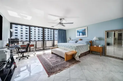1623 Collins Avenue Miami Beach FL 33139