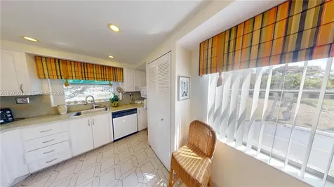 9681 Sunrise Lakes Boulevard Sunrise FL 33322