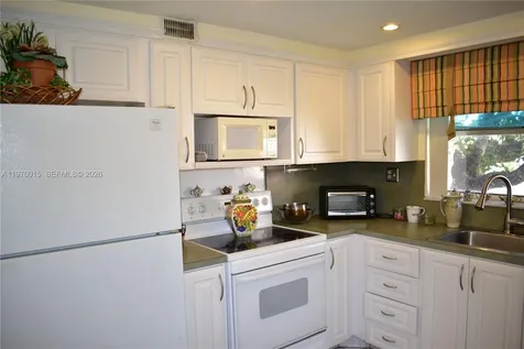 9681 Sunrise Lakes Boulevard Sunrise FL 33322