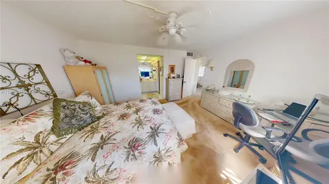 9681 Sunrise Lakes Boulevard Sunrise FL 33322