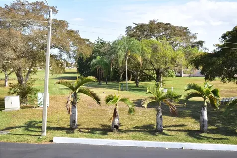 9681 Sunrise Lakes Boulevard Sunrise FL 33322