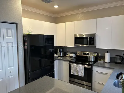 10371 W 33rd Court Hialeah FL 33018