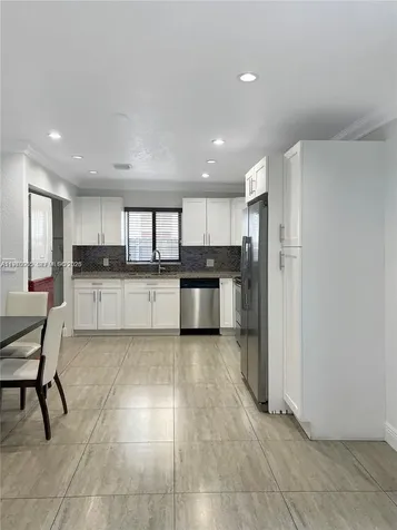 221 W 31st Street Hialeah FL 33012