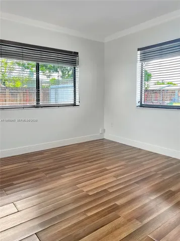 221 W 31st Street Hialeah FL 33012